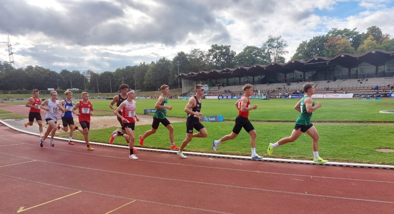 1500m